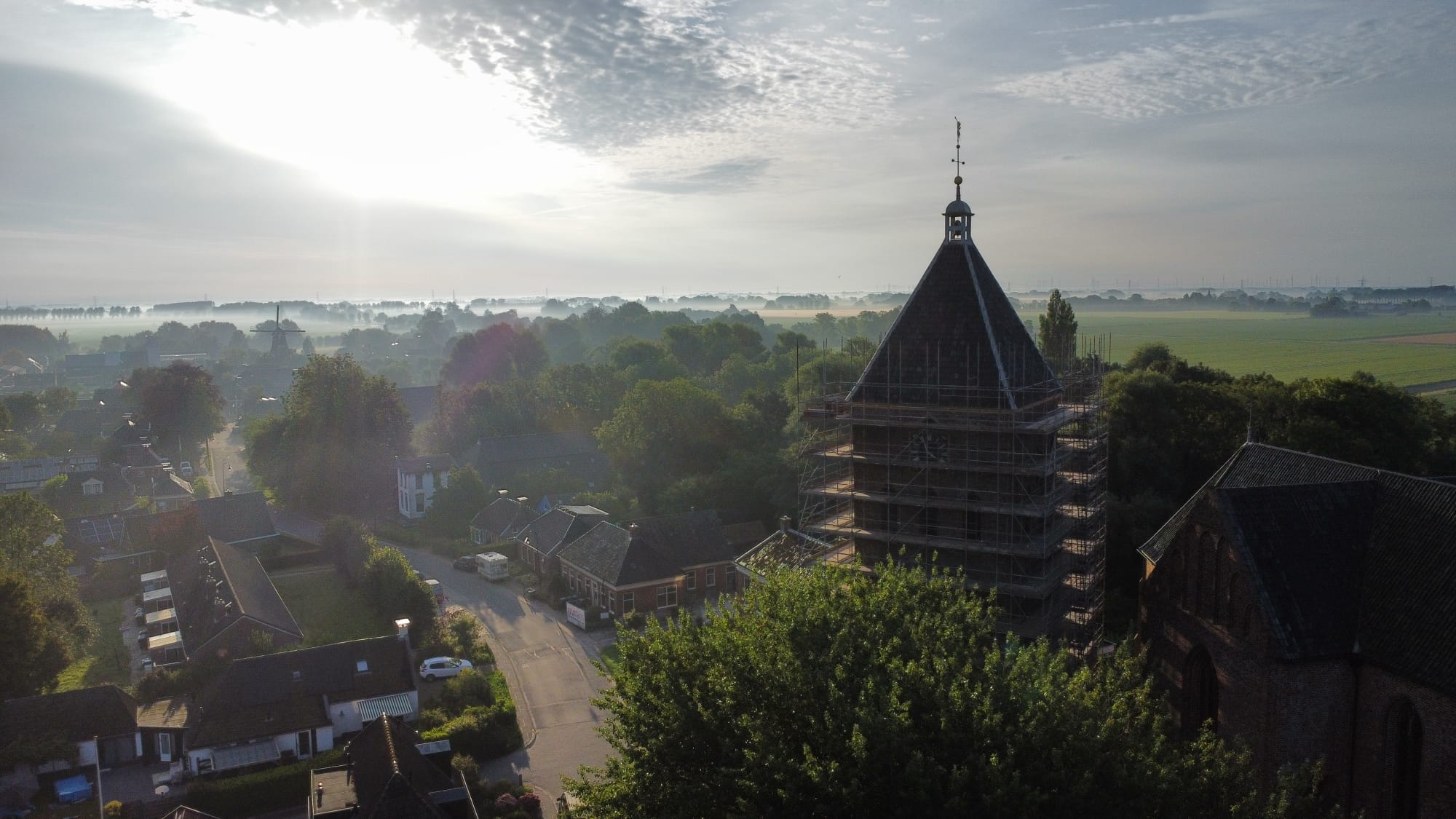 kerk steigers ochtend2