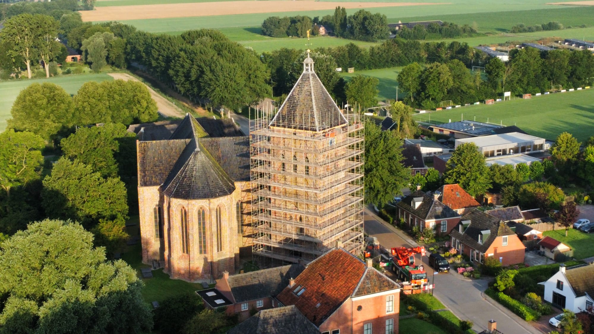 kerk steigers1